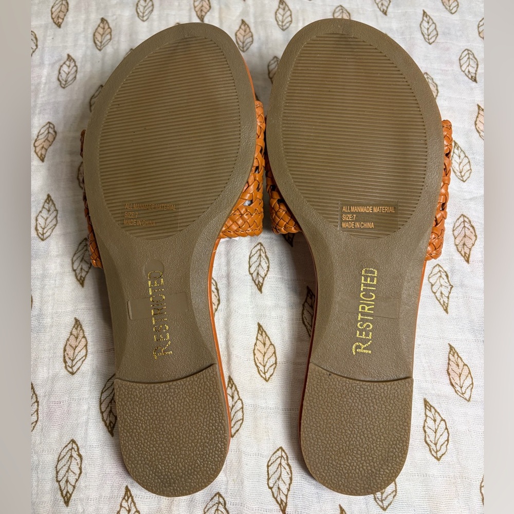 Restricted Women's Brown Woven Slide Sandals - Picture 2 of 3